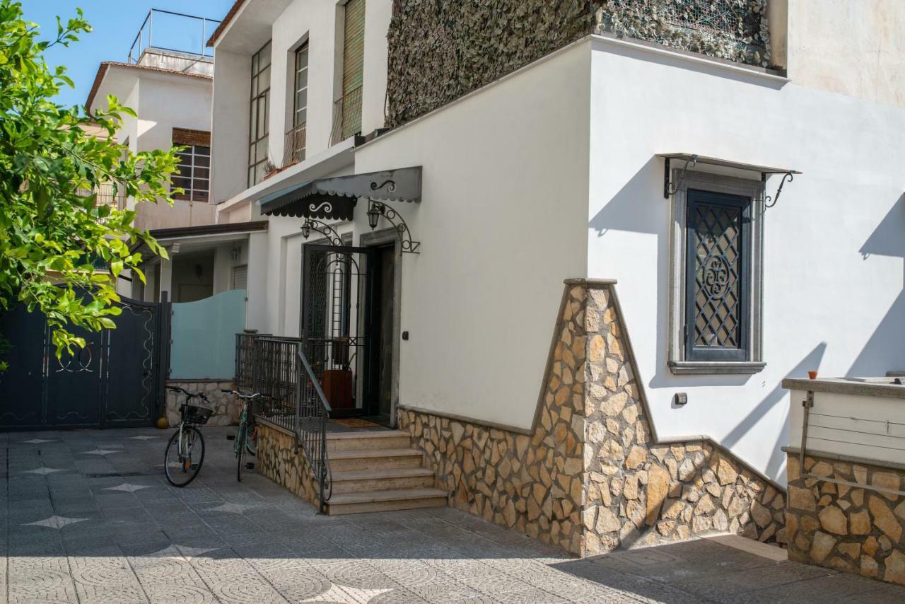 كاستيلاّماري دي ستا Canelli House المظهر الخارجي الصورة