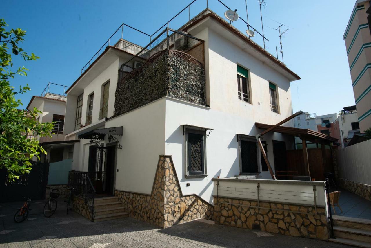 كاستيلاّماري دي ستا Canelli House المظهر الخارجي الصورة